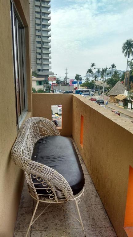 Hotel Lupita Acapulco Exterior photo